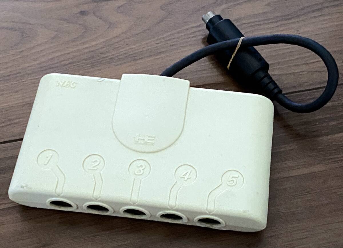 ●PCエンジン マルチタップ NEC PI-PD003●中古品●