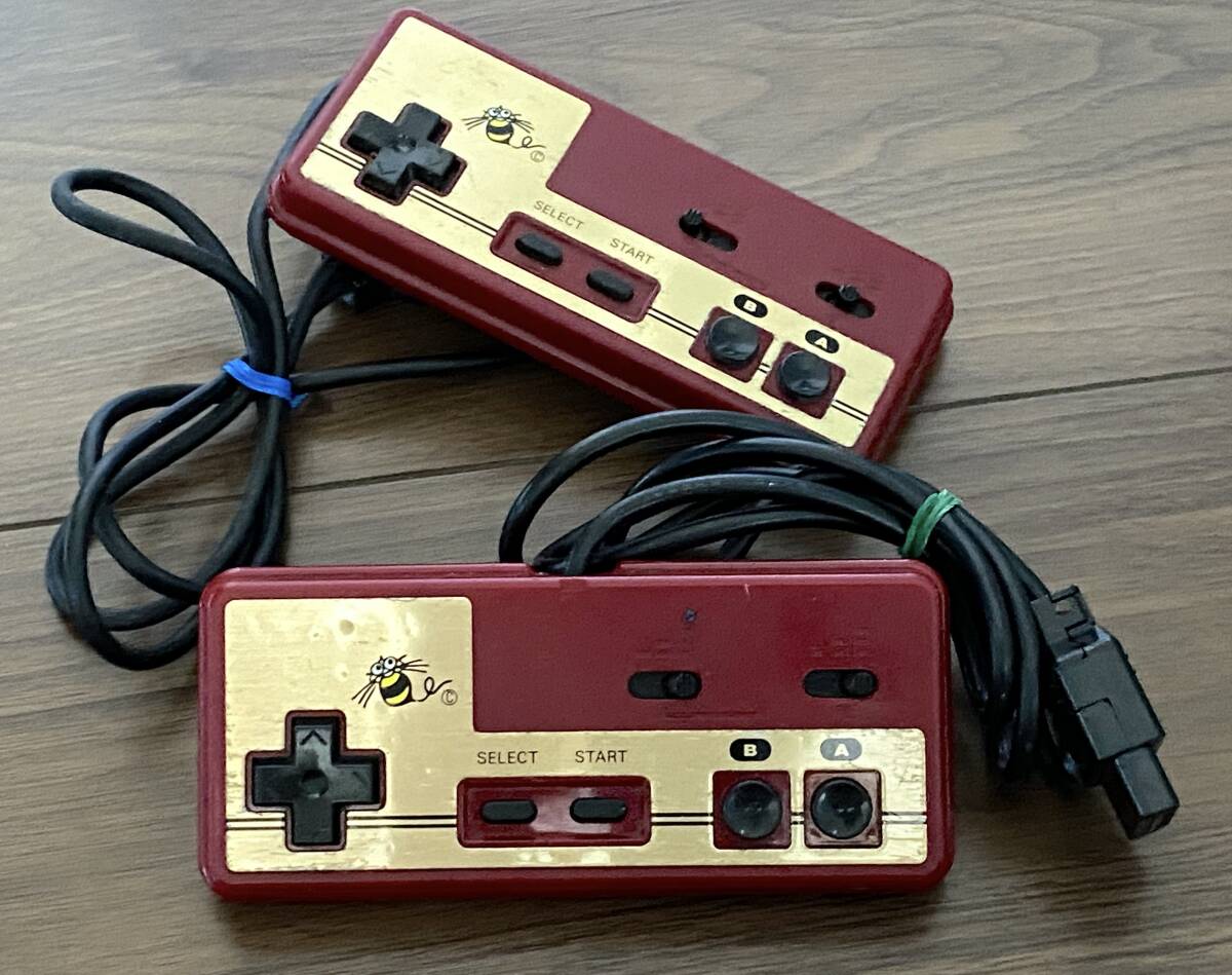 ●HUDSON(ハドソン) ゲームコントローラー HC 62-4・2個セット●中古品●