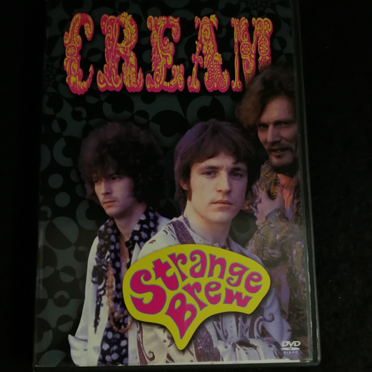 F05 中古DVD クリーム　CREAM strange brew 輸入盤　エリッククラプトン　ジャックブルース　ジンジャーベイカー　