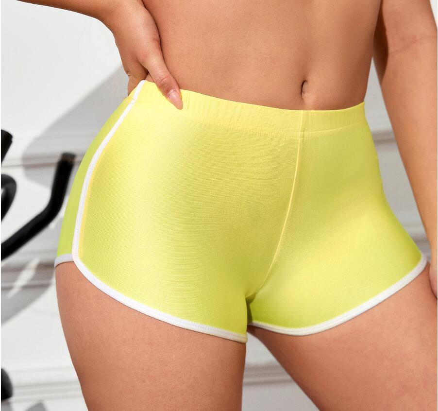 L0522　ショートパンツレディース● 着心地抜群 20代30代40代 ●　高品質　　　美品　　　イエロー