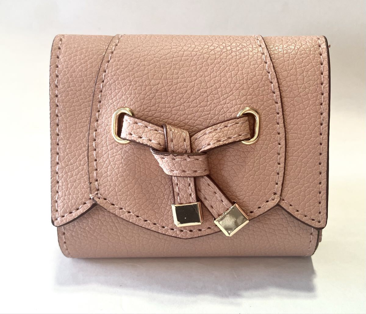 VIS ビス フラワーカット財布ミニ 三つ折り財布 ミニウォレット 未使用品