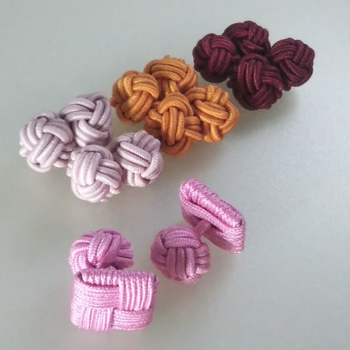 匿名/ゆうパケ（mini）送込【未使用 4組set 暖色系】カフスボタン ロープノット ゴムタイプ カジュアルカフス カフスリンクス 組紐