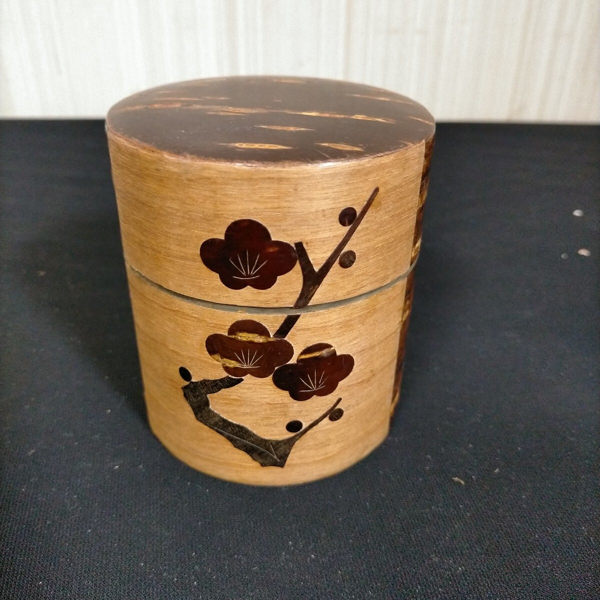 ● 茶筒　樺細工　 茶入●