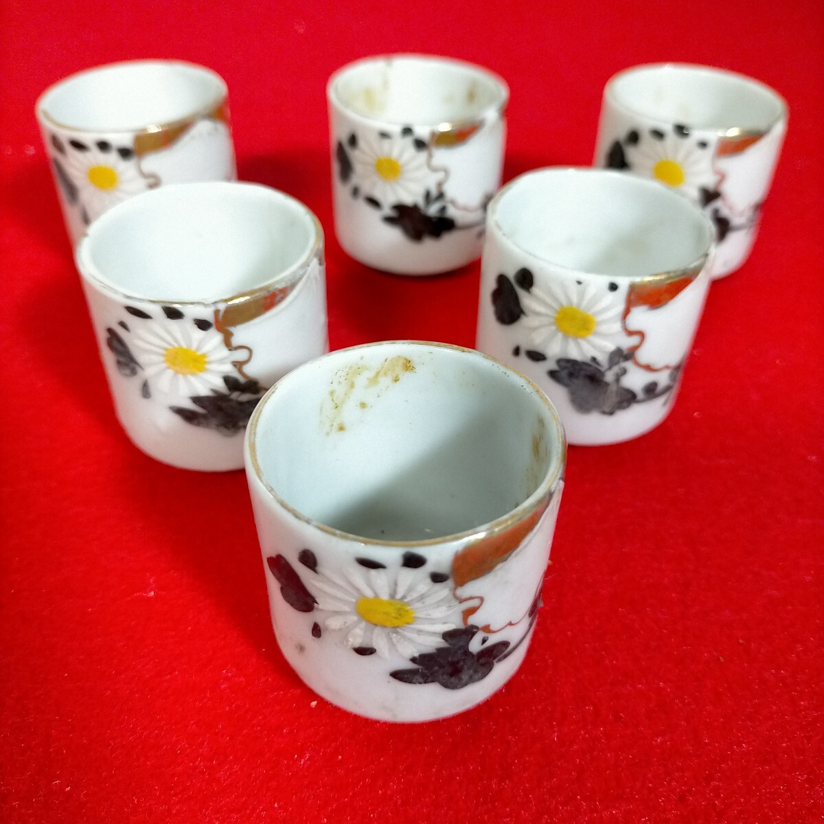 ● 九谷焼　 金彩　 お猪口　 和食器　醤油入れ●Ｃ−1