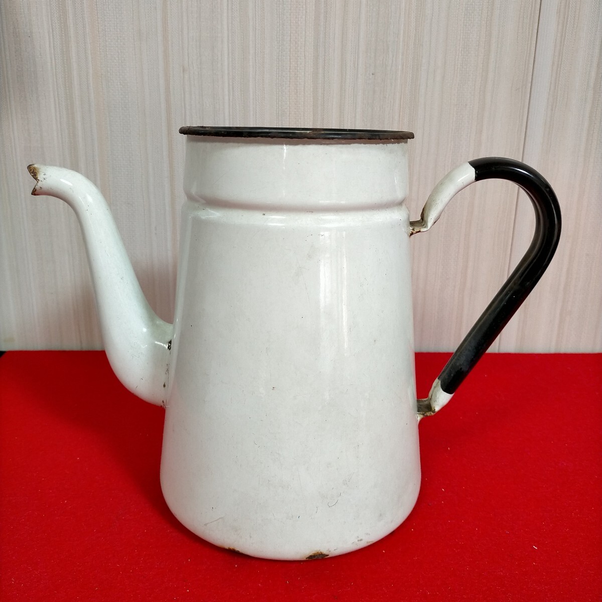 ● ホーロー　 コーヒーポット　 ケトル　水差し　カフェ店舗●E-4