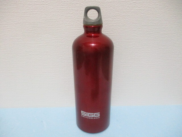  廃盤品 携帯用 アルミ タンク 燃料タンク ジグ SIGG FUELBOTTLE 1.0／890ml ツーリング バイク アウトドア 携行缶ボトル キャンプ b99