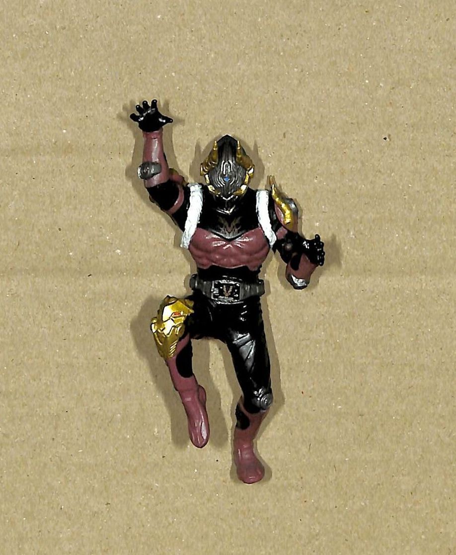仮面ライダーインペラー　バンダイ　HGガシャポン　仮面ライダー龍騎　平成仮面ライダーフィギュア