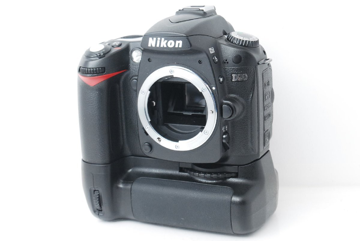 【美品】Nikon ニコン D90 ボディ d000349