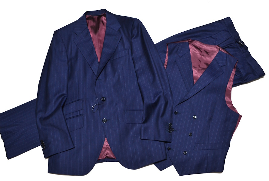 【新品】特価 ジレ付き3ピース azabu tailor 麻布テーラー 高級スリーピーススーツ 46A/82（Mサイズ程度）希少サンプル品 ビジネス 10255
