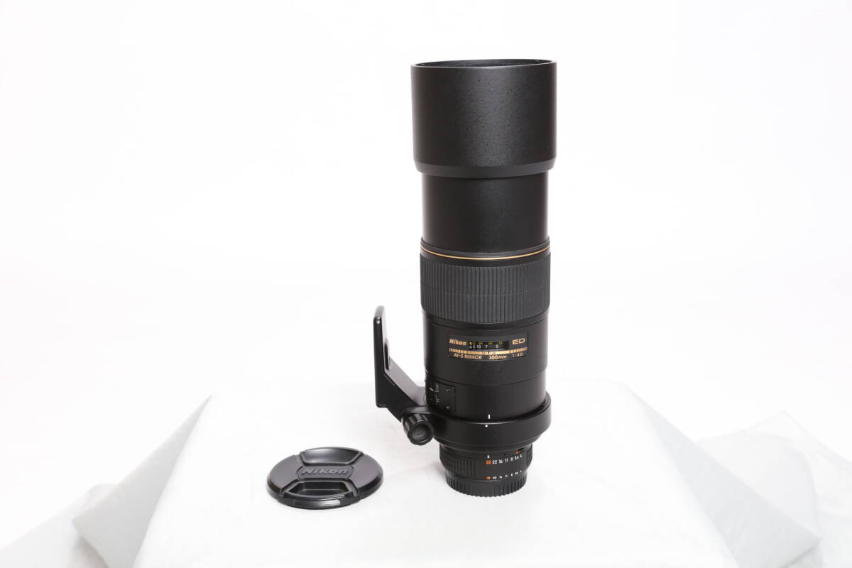 ニコン　AF-S　300ｍｍＦ４　Ｄ　中古