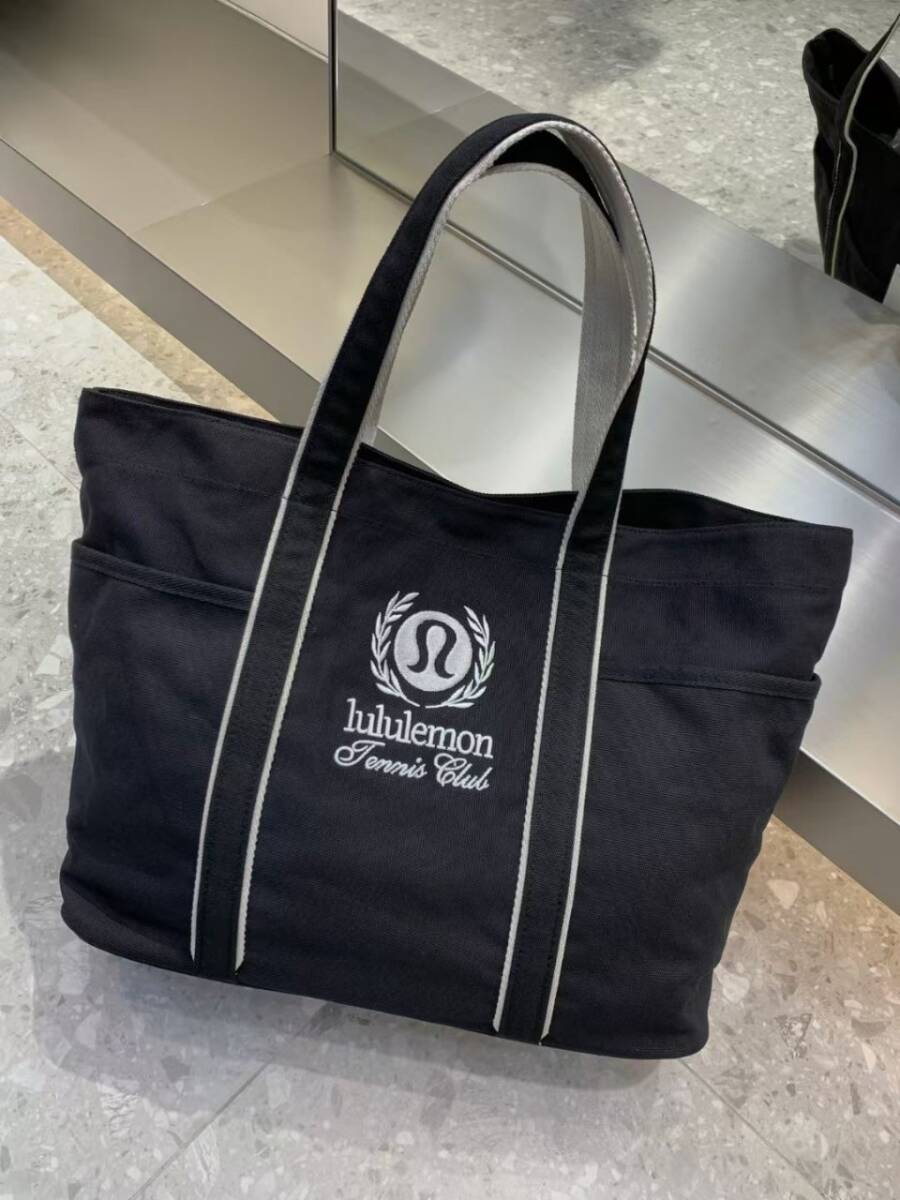 新品 lululemon ルルレモン デイリーマルチポケット トートバッグ 20L テニスクラブ 黒