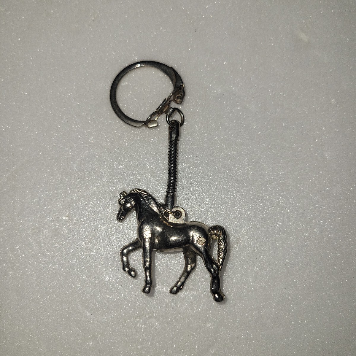 昭和レトロ 馬のキーホルダー 