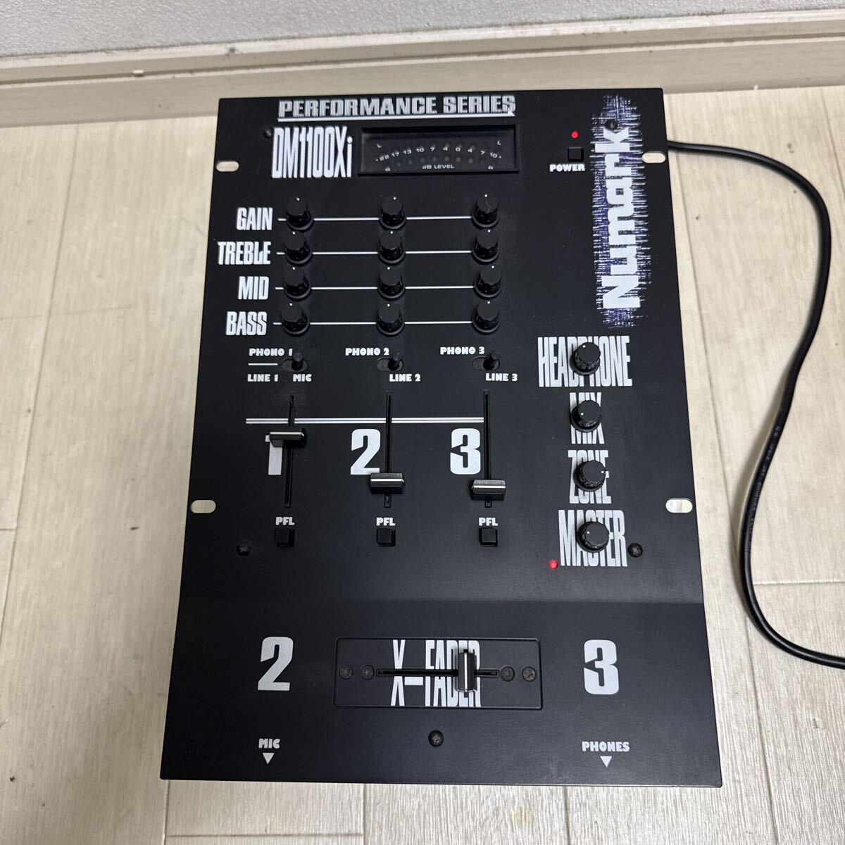 Numark DJミキサー通電確認のみ電源コード無し