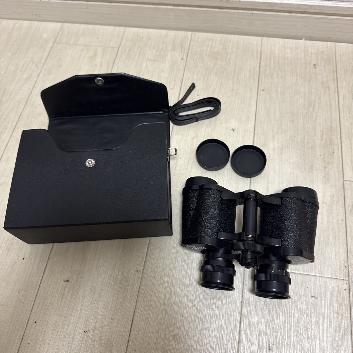 super star 8×30 7.5° 双眼鏡箱付き