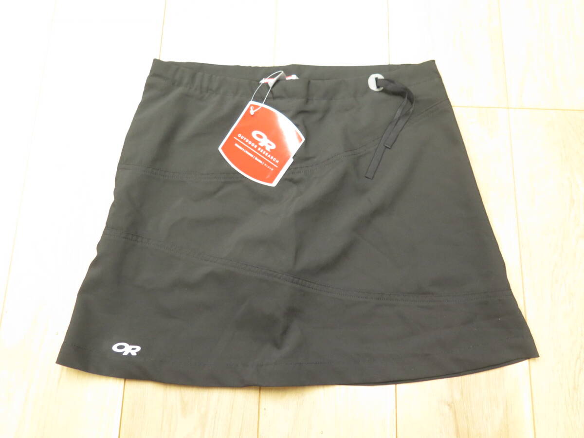 未使用タグ付き　アウトドアリサーチ　エクスプレッサ　スコート（インナーパンツ付きスカート）　サイズ：4（S~M相当）　ブラック　黒