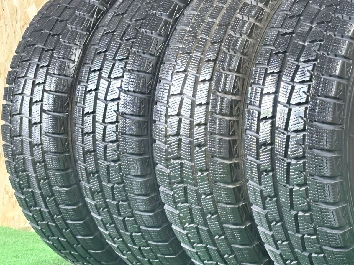 【即決品！！】ダンロップ ウィンターマックス WM01 195/65R15 4本 プリウス ノア ヴォクシー エスクァイア セレナ ステップワゴン 即納