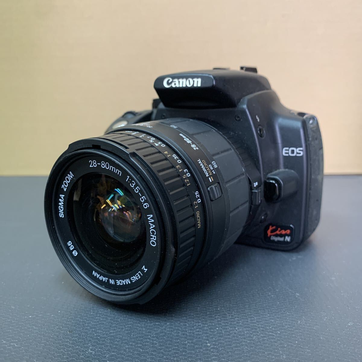 Canon EOS Kiss Digital N キヤノン デジタル一眼レフカメラ 未確認 108