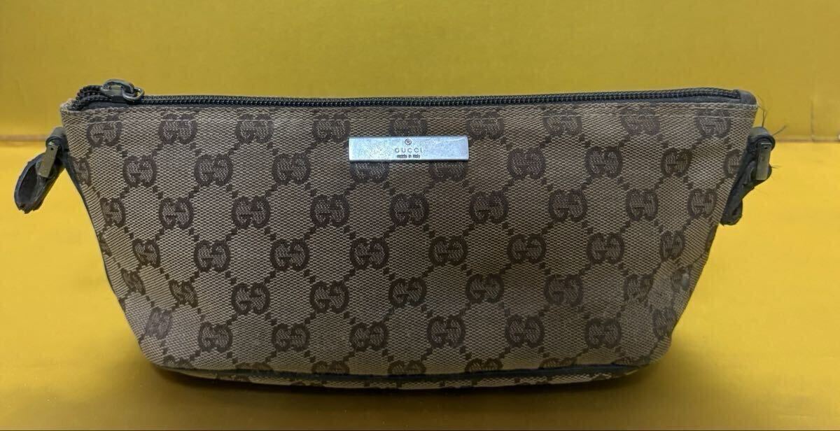 GUCCI グッチ アクセサリーポーチ GG キャンバス ベージュ 07198