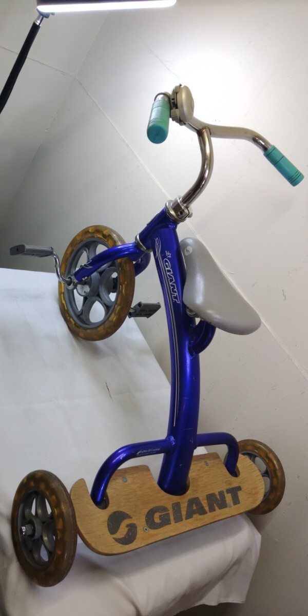 GIANT Lil Giant 三輪車 ブルー