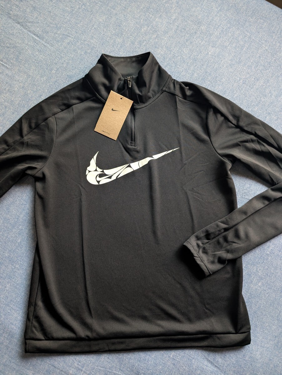 NIKE ナイキ★新品タグ付き★スウィッシュ DRI-FIT ランニングウェア ウィメンズ レディース　ゆったりフィット 黒 Mサイズ　1/4ジップ　