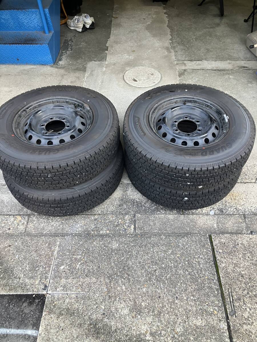 ２０２６年製造　ヨコハマ バン用スタッドレスタイヤアイスガード iG91 195/80R15 4本セットYOKOHAMA ice GUARD 中古品