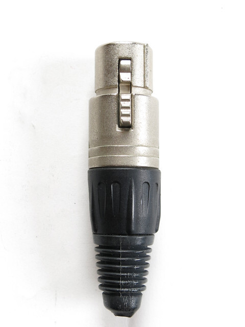NEUTRIK NC3FX XLRコネクター メス 2　キャノンコネクター ノイトリック SWISS MADE