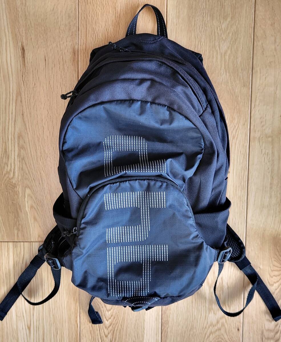 dhb SLICE 15L バックパック　黒