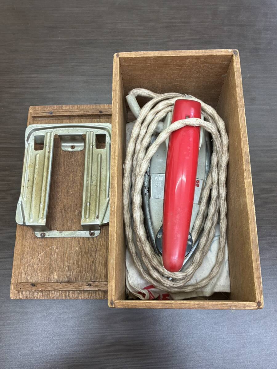 【J01-1677】昭和レトロ アイロン National ナショナル 2号自動アイロン 自動アイロン 当時物 コレクション　動作確認済み