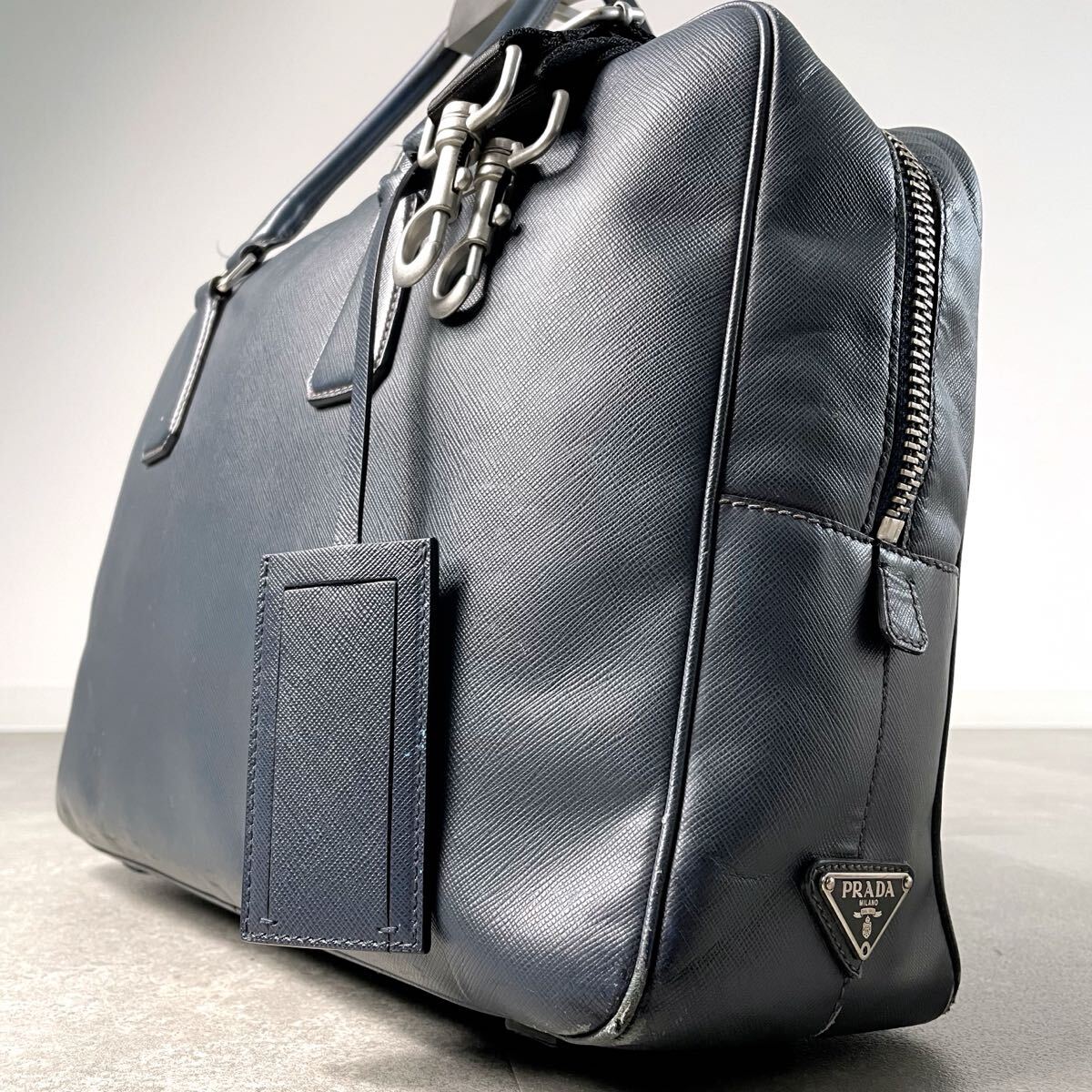 定価35万/入手困難◎ PRADA プラダ MILANO ビジネスバッグ 三角ロゴ ブリーフケース レザー トートバッグ メンズ PC A4 ネイビー
