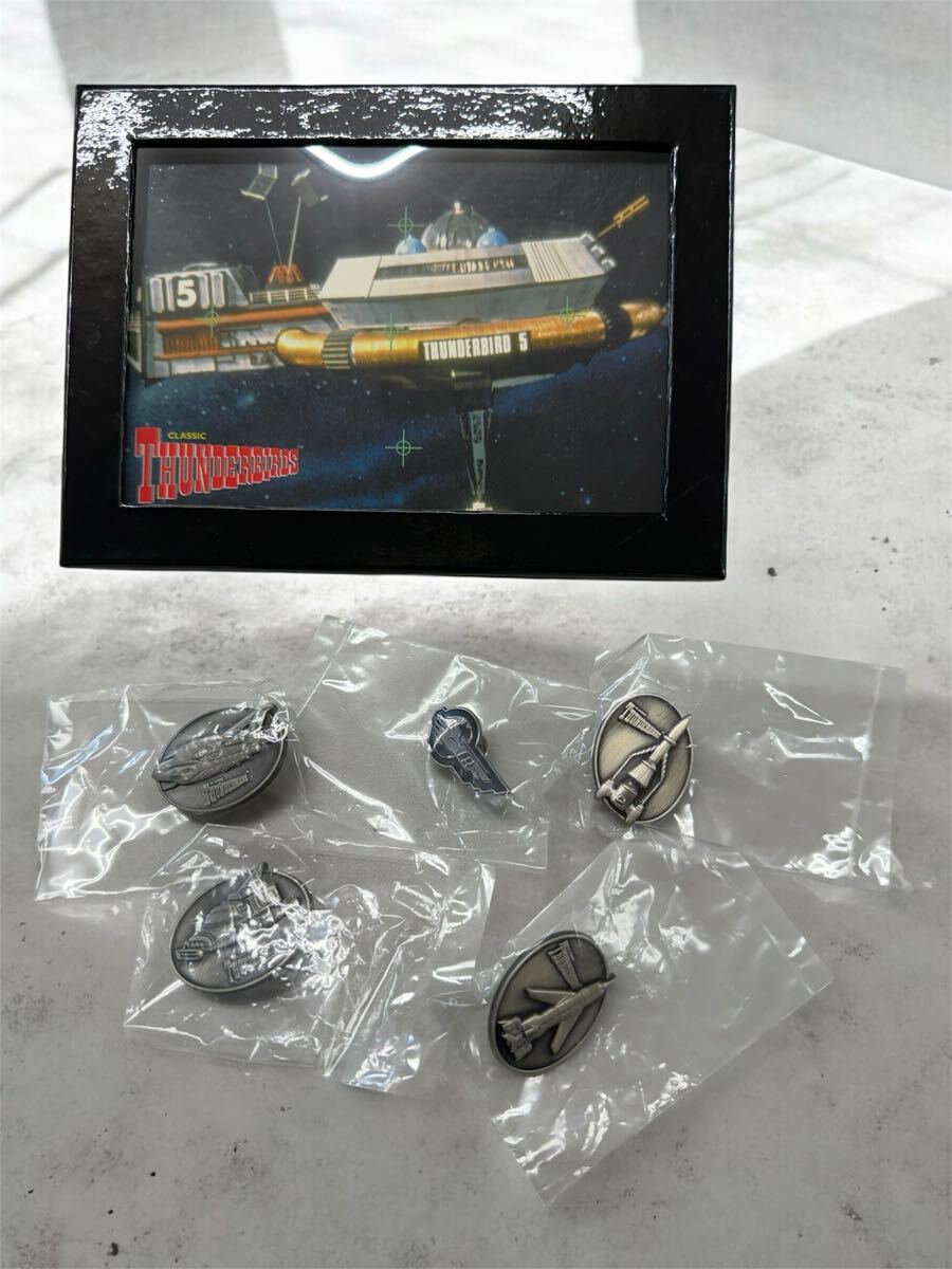CLASSIC THUNDERBIRDS プレミアム ピンバッジセット サンダーバード ピンバッジ 5種セット 未使用 BOX付