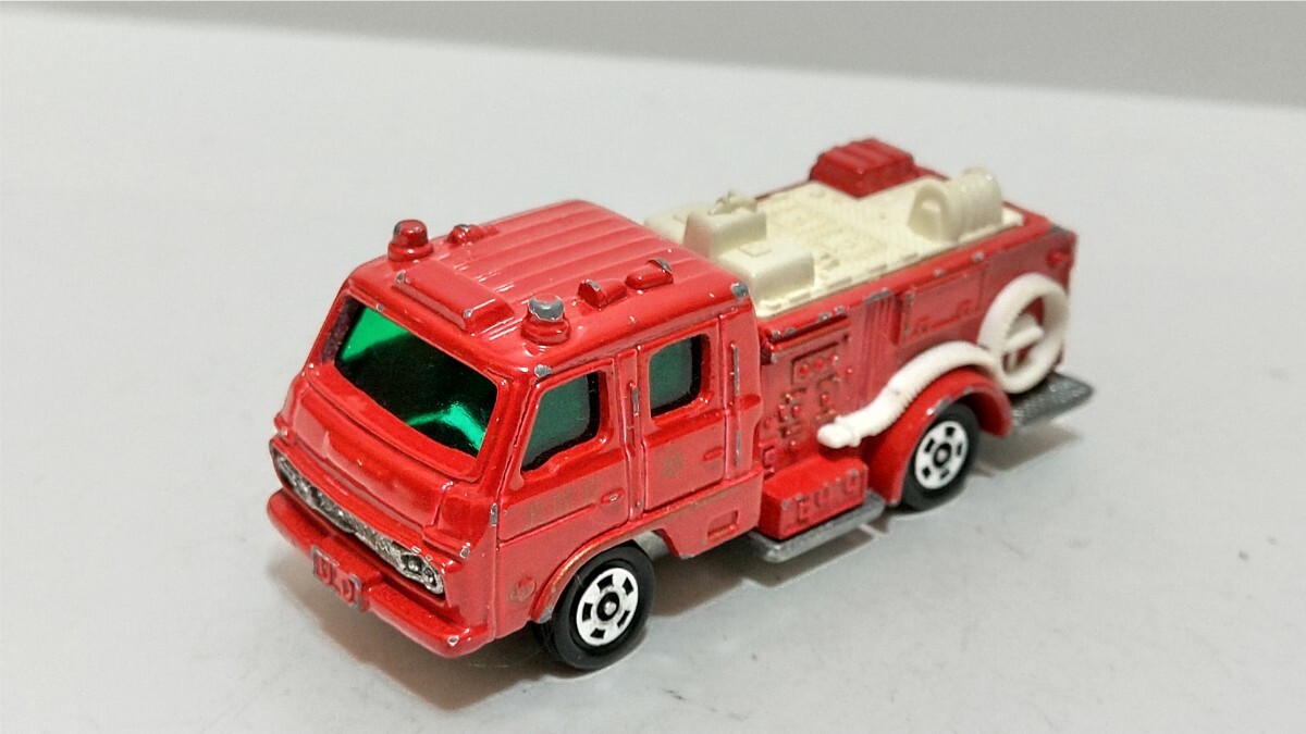 日本製トミカ 日産ディーゼル ポンプ消防車