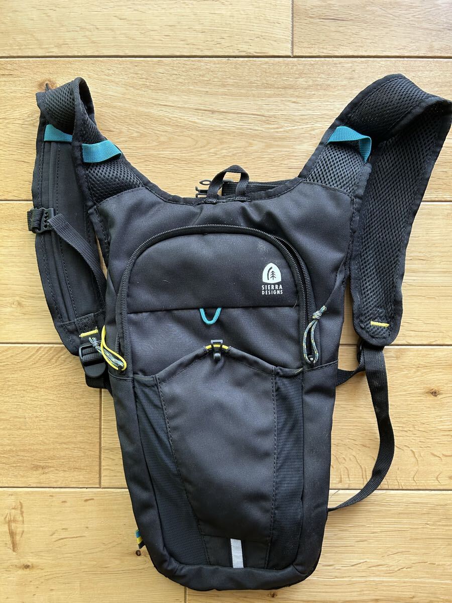 美品 SIERRA DESIGNS シエラデザインズ ランニングベスト型リュック 黒
