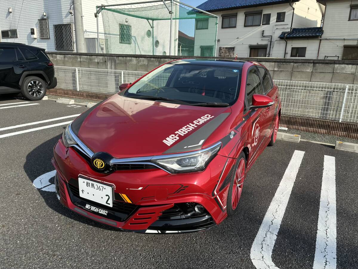 トヨタ　シャア専用オーリス2 1.2ターボ　300台限定車車検2年