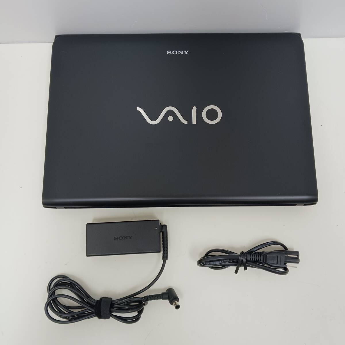 【 SVE141L11N 】SONY ソニー　VAIO ノートパソコン　ブラック