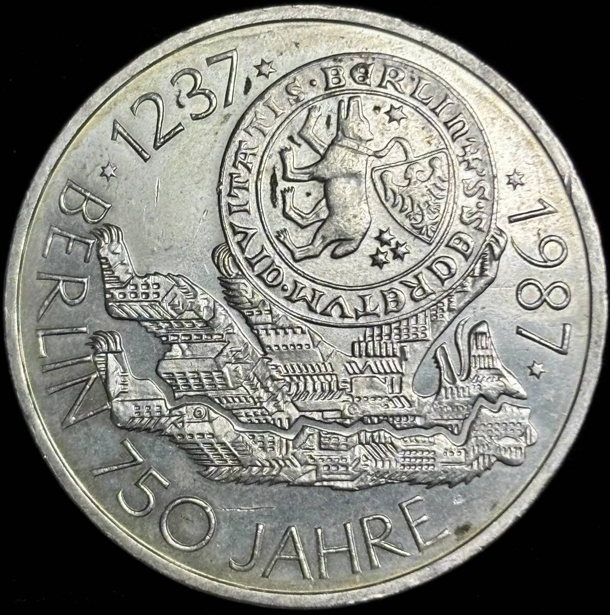 【西ドイツ銀貨】(1987年銘 15.6g 直径32.5mm)