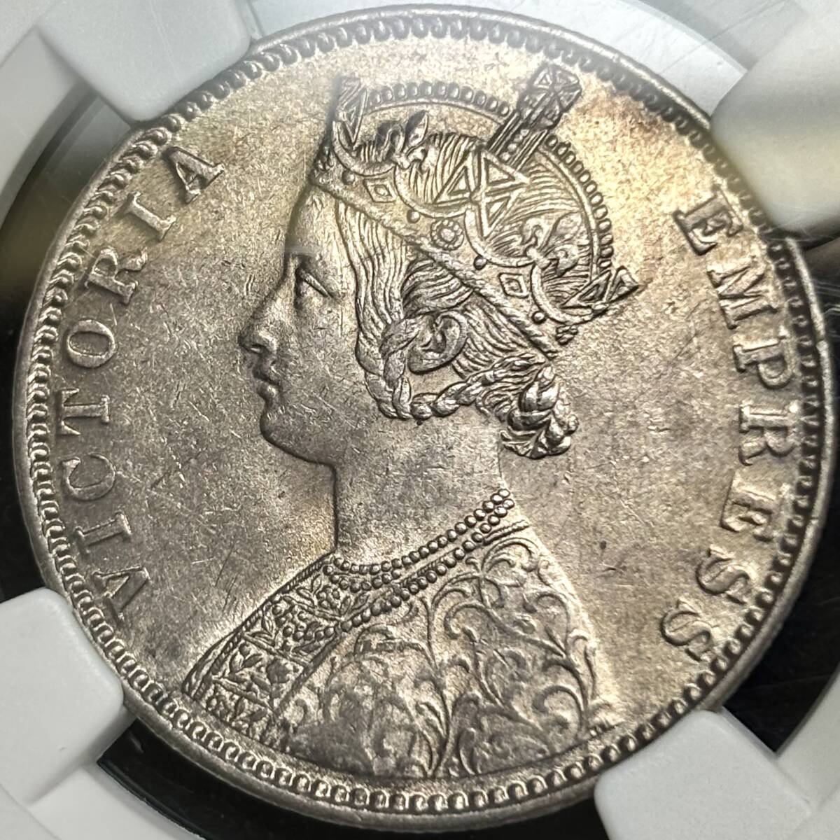 【英領インド銀貨】(NGC-MS62 1900年)