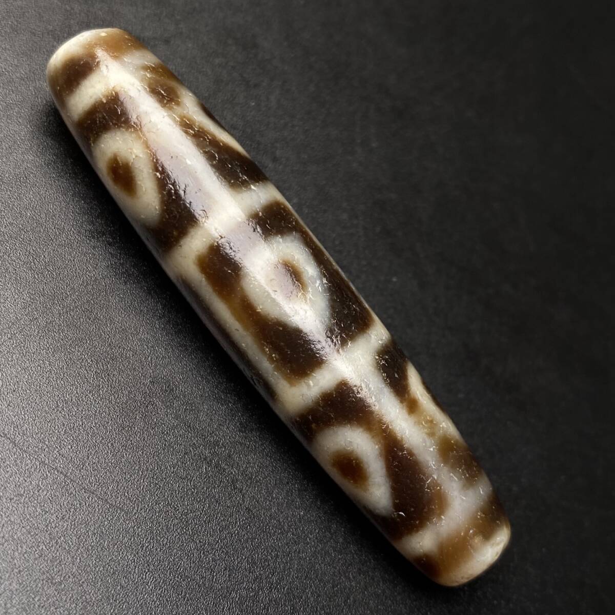 館蔵 古瑪瑙彫 高油 仏心 九眼天珠 根付 風水開運 中国古玩 古美味 骨董品 中国古美術 古美味 蔵出