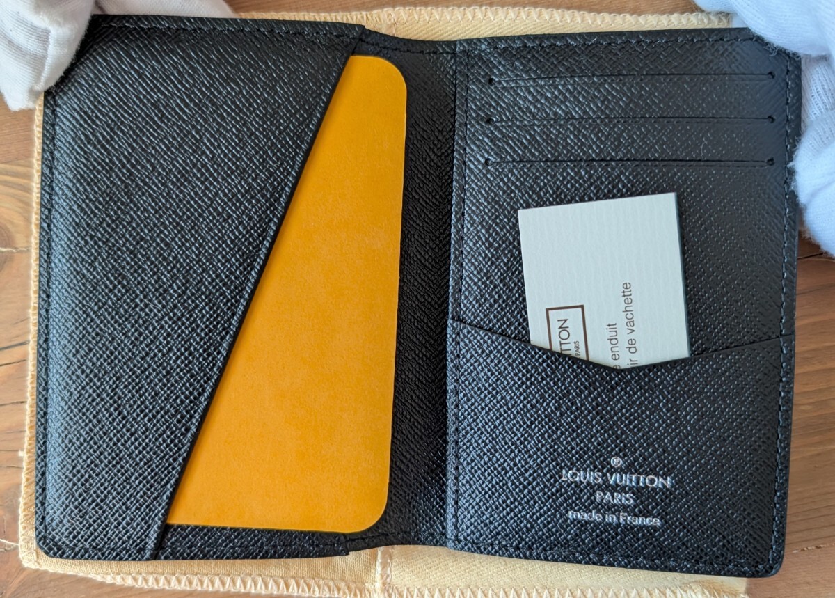新品・未使用 【ルイヴィトン・ダミエ カードケース（名刺入れ）】