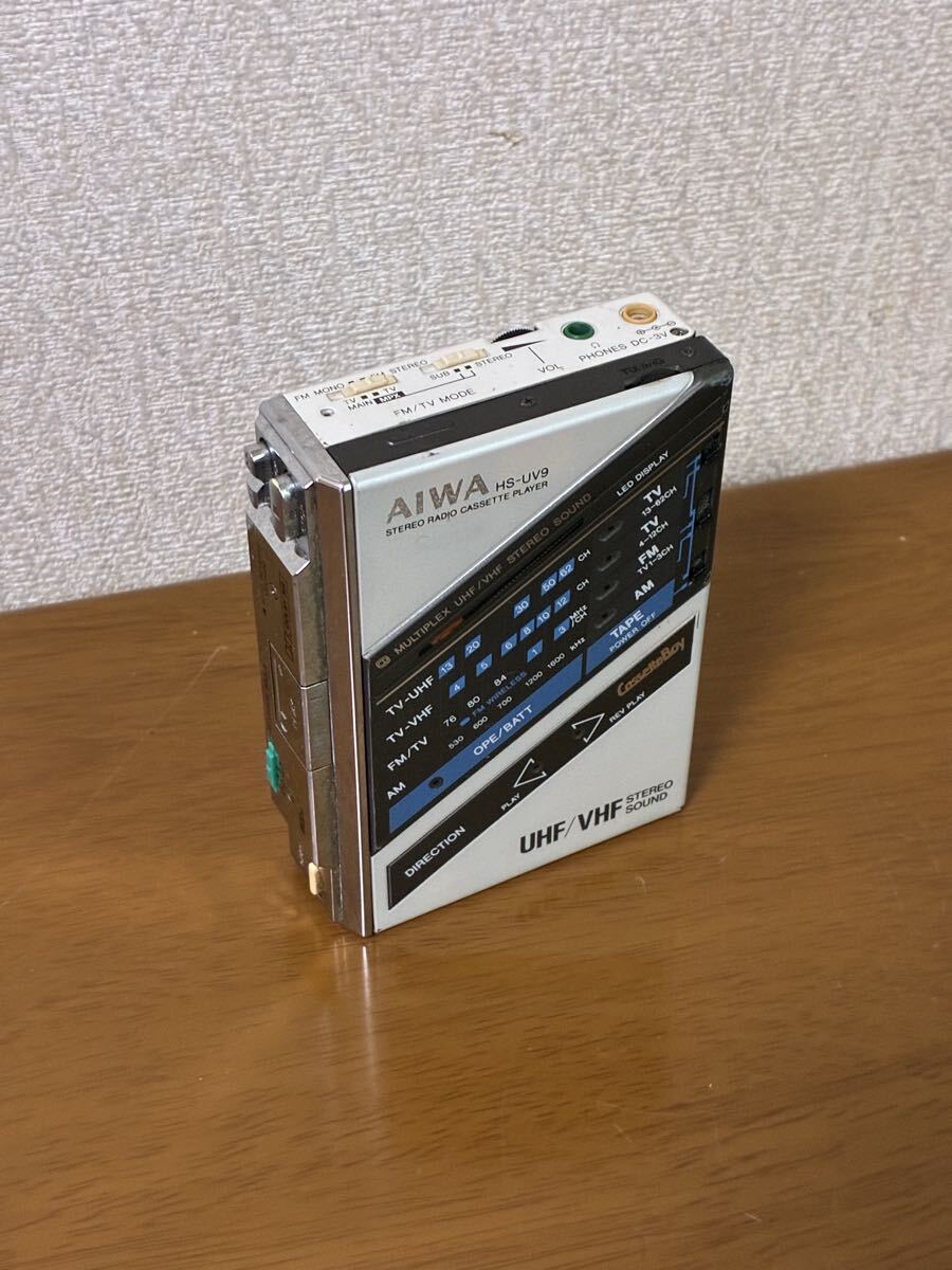 通電確認 AIWA HS-UV9 CassetteBay ステレオ ラジオ カセットボーイ ポータブルカセットプレーヤー アイワ ジャンク 中古 現状品 送料無料