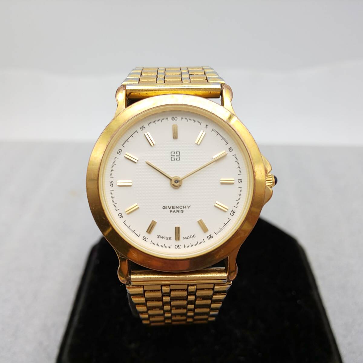 GIVENCHY CLASSIC Ⅱ ジバンシイ 不動