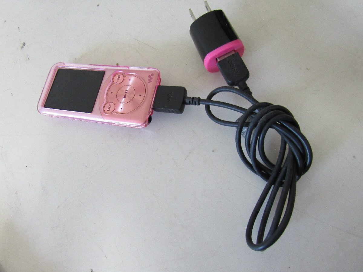 ○ソニー ウォークマン NW-S755 ピンク 充電器付き