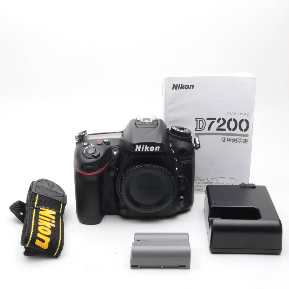 【シャッター回数：5000】Nikon デジタル一眼レフカメラ D7200