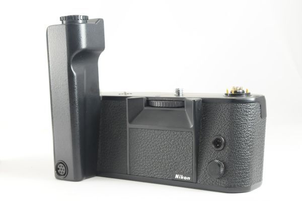 ★新品級★NIKON ニコン MD-4 使用感の少ない素晴らしい外観！0541
