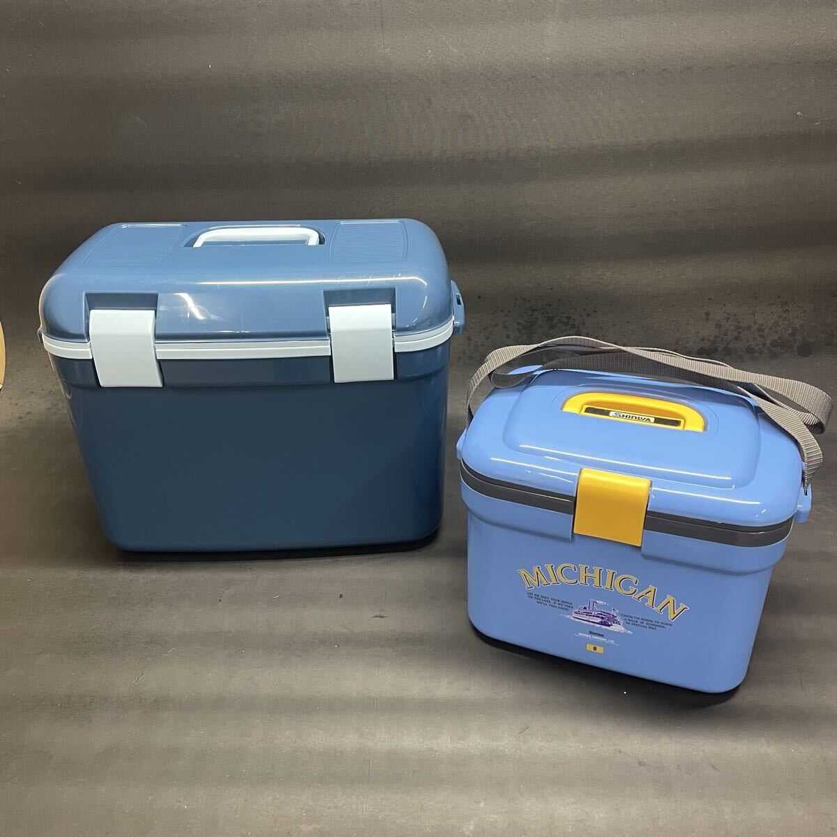 H4810 【中古品】DCM クーラーボックス　18L / シンワ　ミシガンクーラー　8L ２個セット