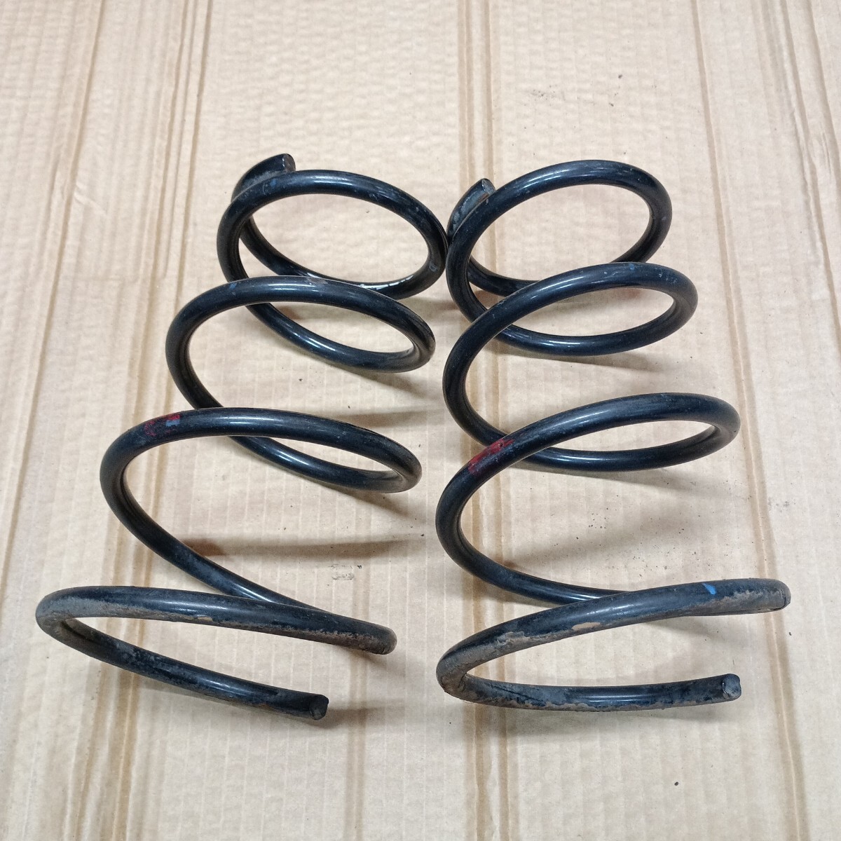 スバルヴィヴィオKK3,KK4,RXR,RX-R,前期リヤサス左右セット