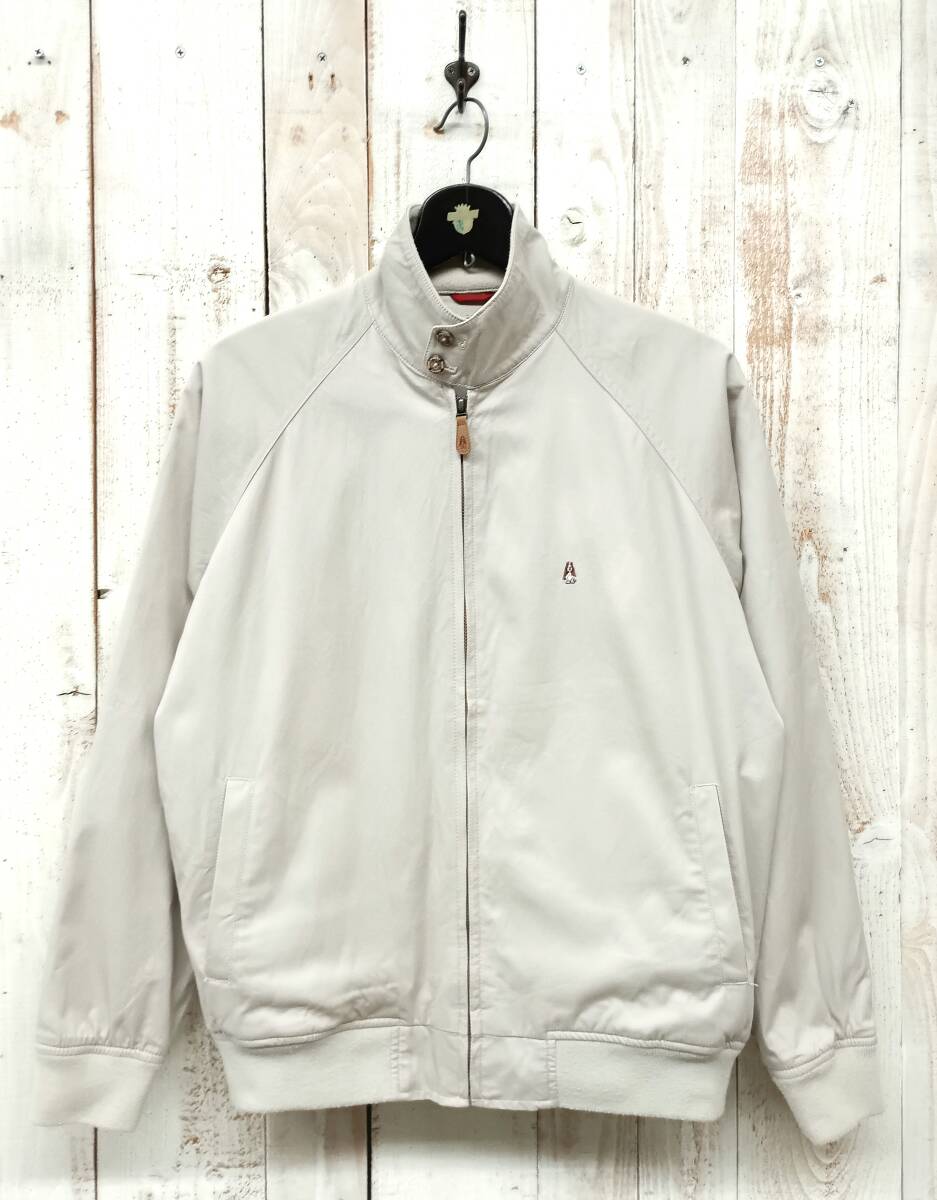 定番　スタンダード＊Hush Puppies ハッシュパピー ＊スウィングトップ　 ＊お色　アイボリー系　 裏地チェック柄　 ＊NO.08768-2　Mサイズ
