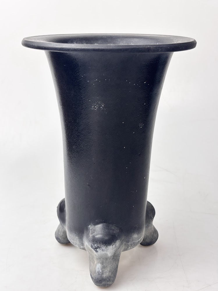 蘭鉢 植木鉢 春蘭 寒蘭 盆栽鉢 陶器鉢 三足 園芸 /【黒 J】