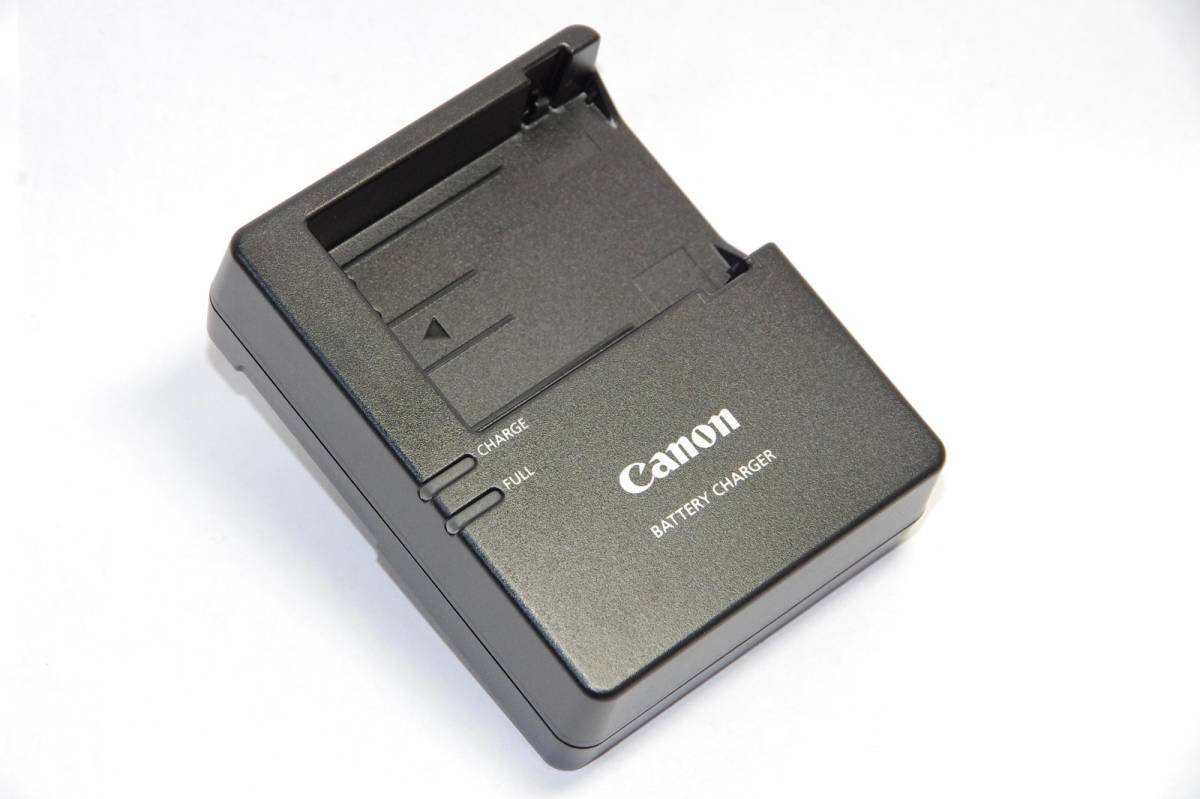 LC-E8 新品 Canon 純正 キヤノン チャージャー LP-E8 充電器