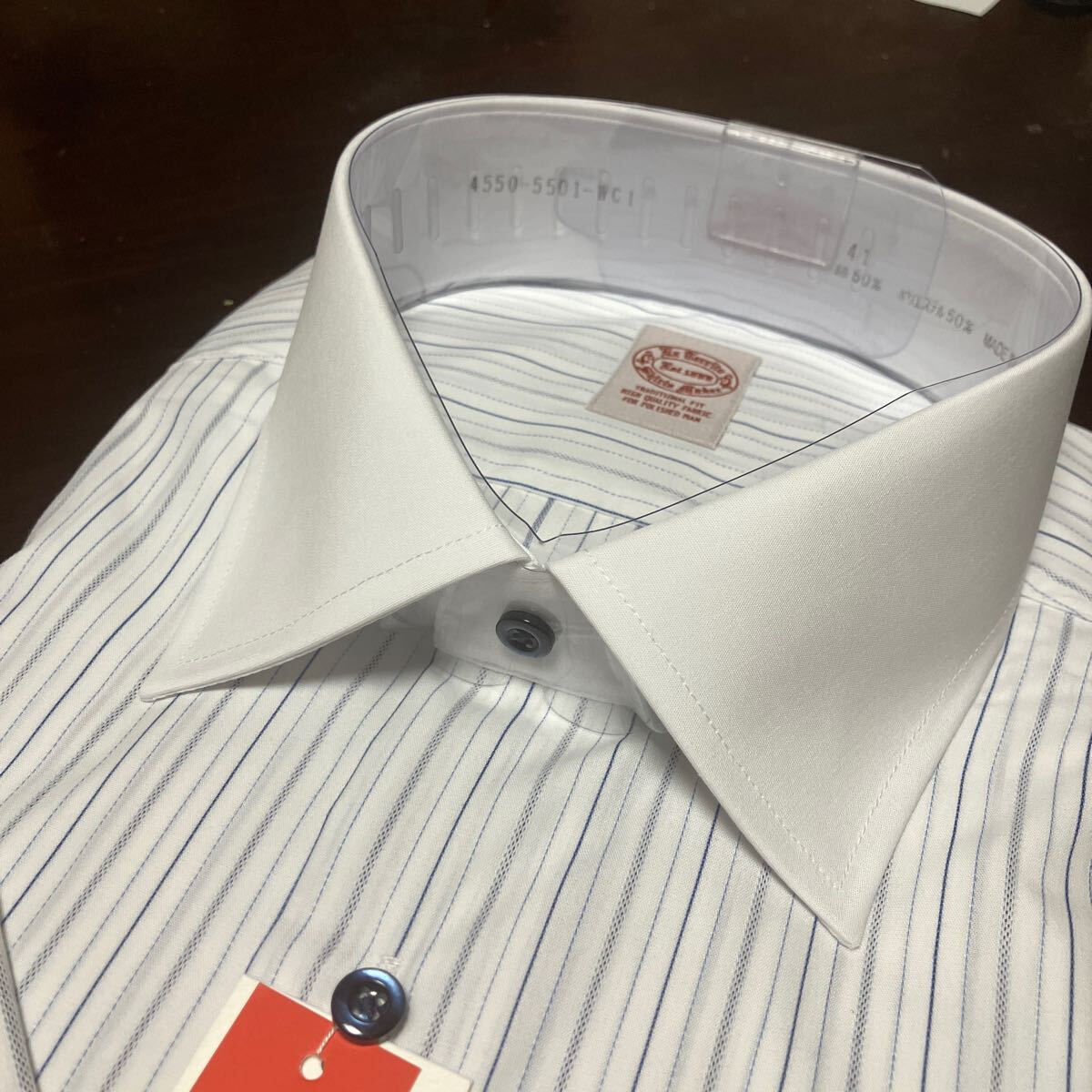 百貨店販売品　Exterrito形態安定☆クレリック　ブルーストライプ半袖ワイシャツ　LL(首43㎝)　セミワイド　スリムフィット　送料無料