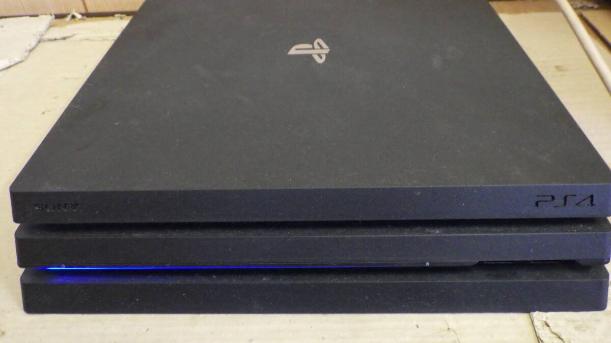 SONY ソニー CUH-7100B PlayStation4 PS4 本体